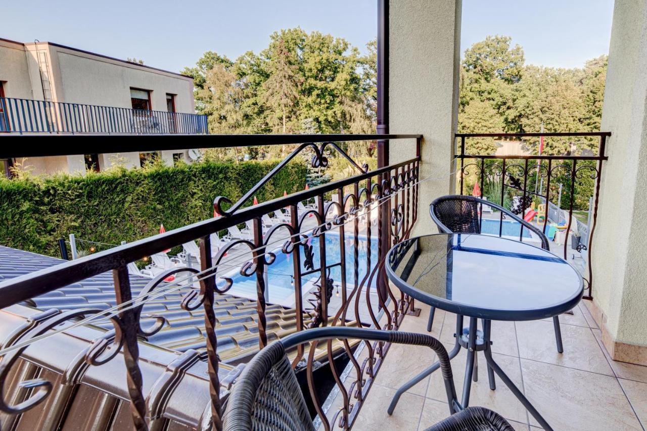 Bed and Breakfast Ambre Mare - Wypoczynek Pod Palmami Pobierowo Exterior foto