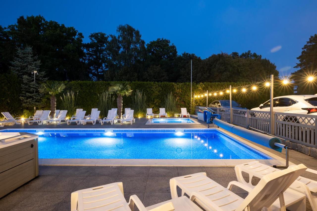 Bed and Breakfast Ambre Mare - Wypoczynek Pod Palmami Pobierowo Exterior foto